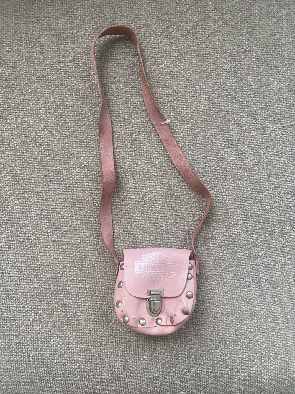 Harley-Davidson Pink Leatherette Studded Crossbody Bag - Picture 2 of 11